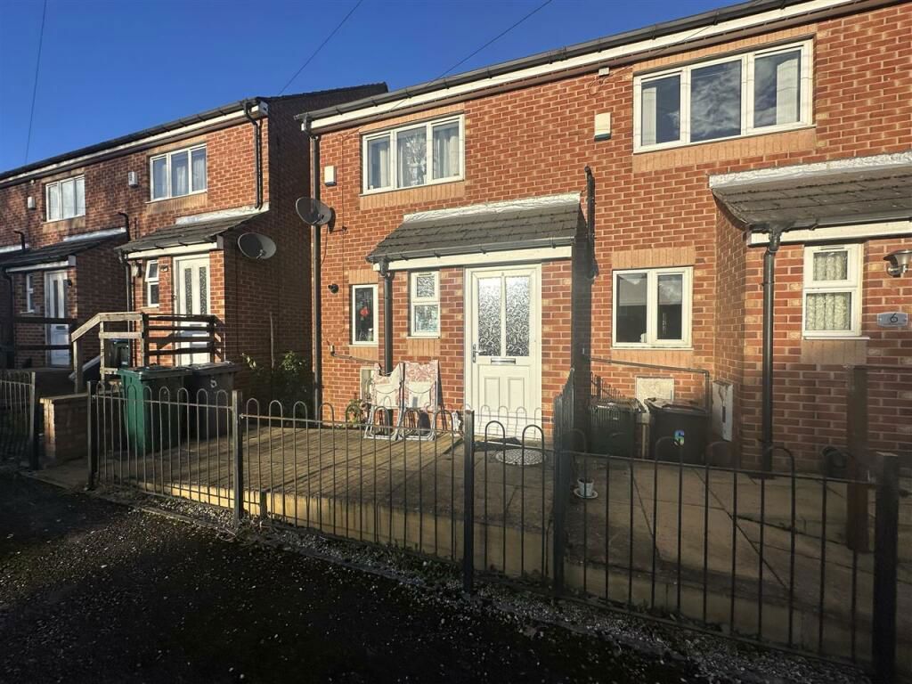 Property photo 1 of 1