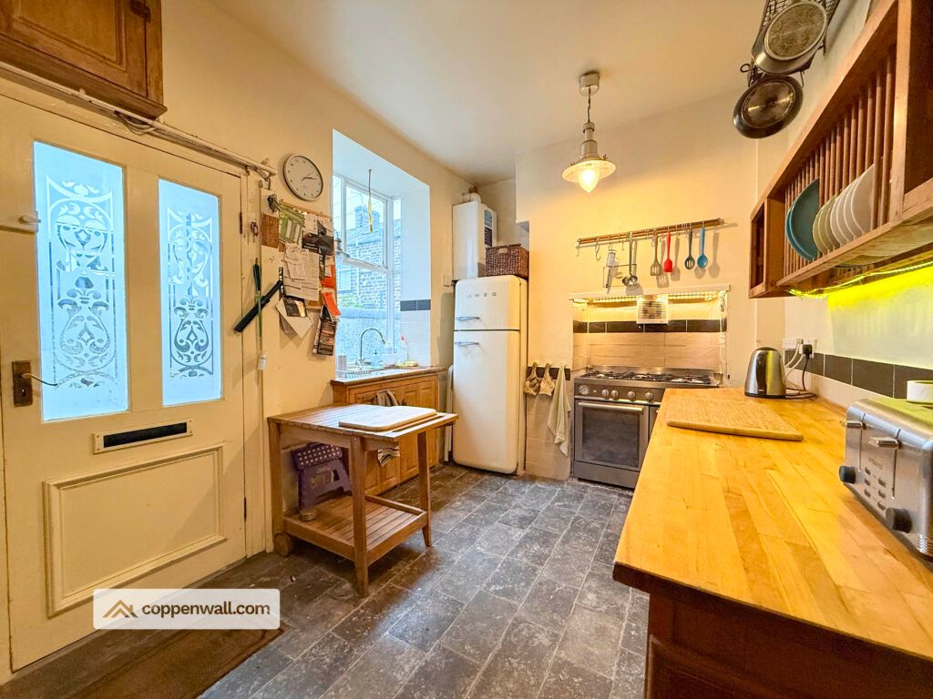 Property photo 2 of 29