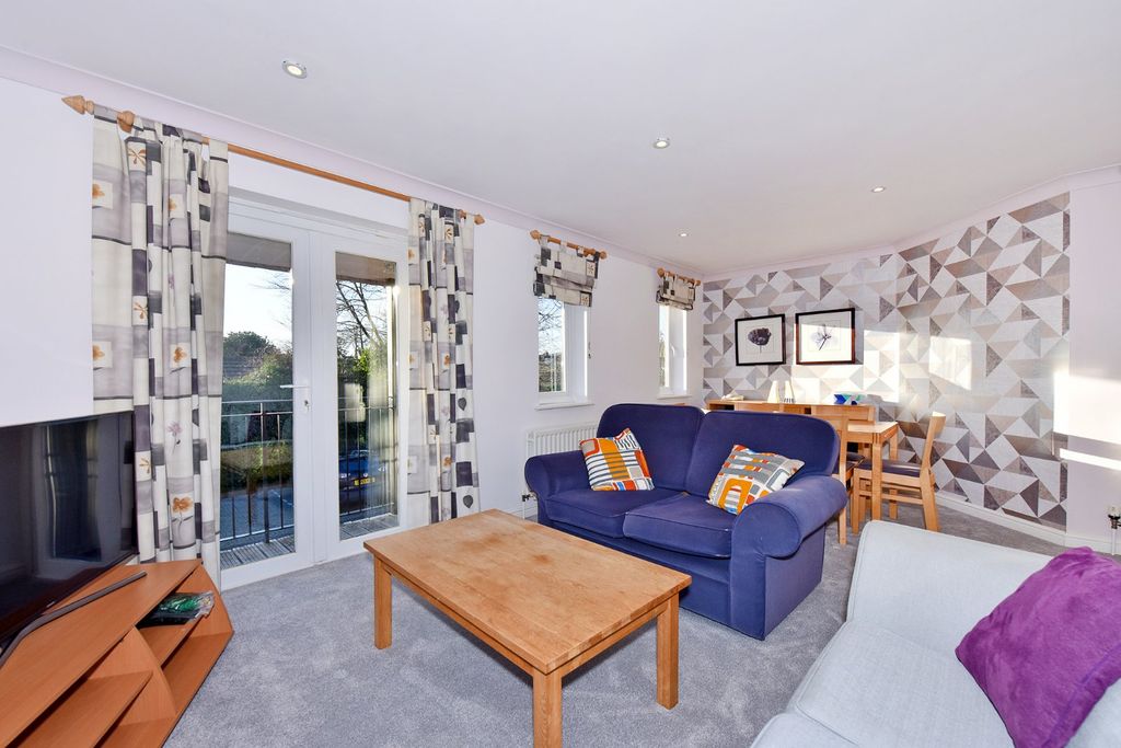 Property photo 2 of 10 Picture No. 33