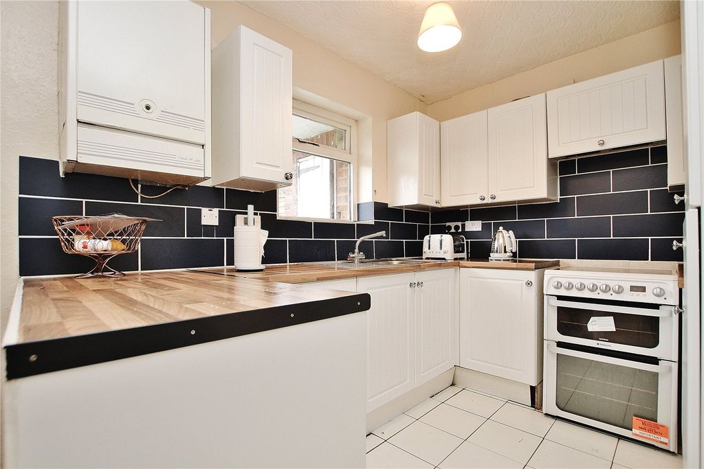 Property photo 3 of 11 Picture No. 11