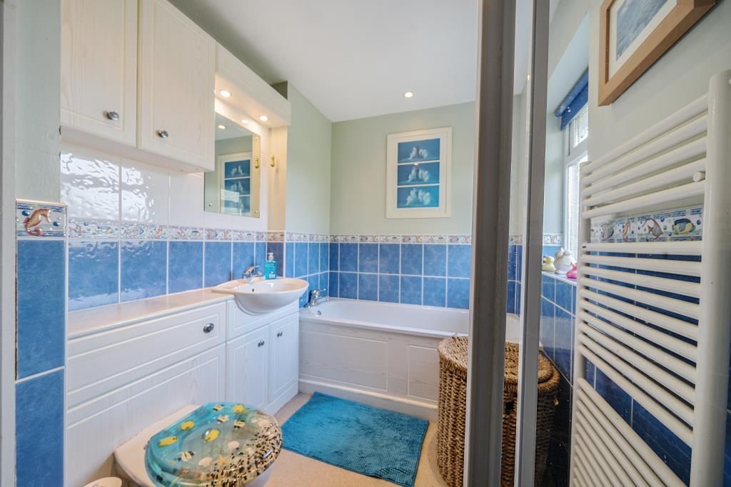 Property photo 3 of 24 Bathroom