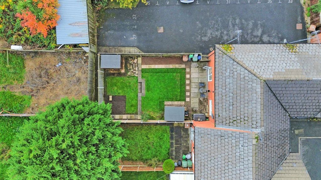 Property photo 2 of 25