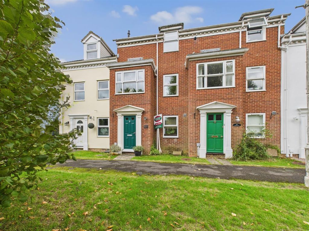 Property photo 1 of 16 Cam04907G0-Pr0305-Still001.Jpg