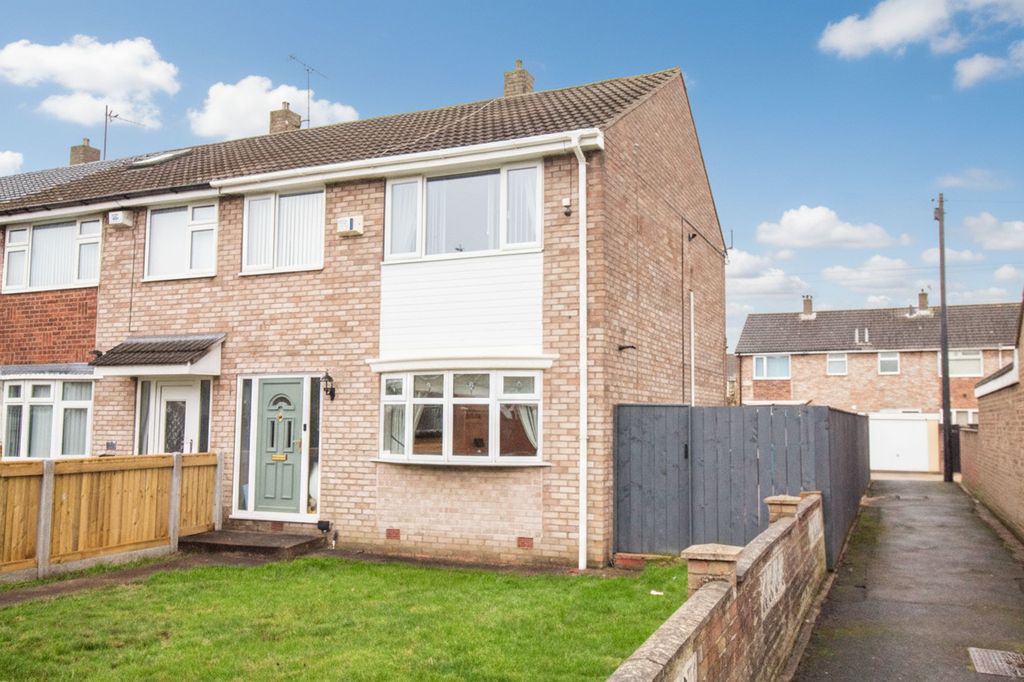 Property photo 1 of 13 Front