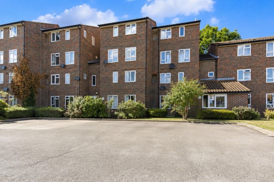 Property photo 1 of 6