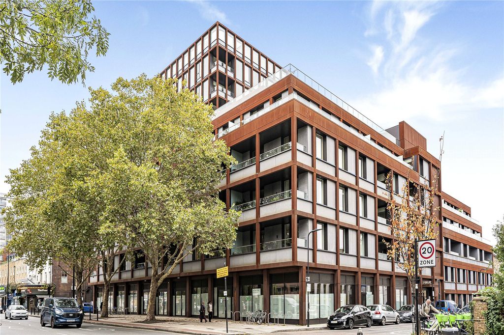 Property photo 2 of 16 Exterior