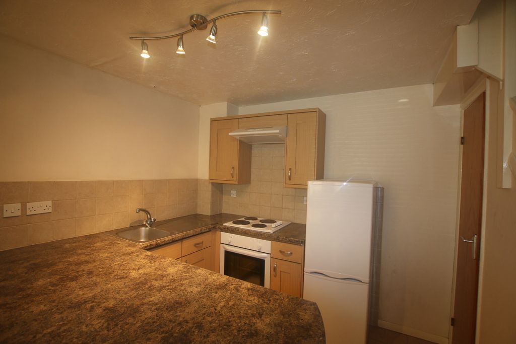 Property photo 3 of 5