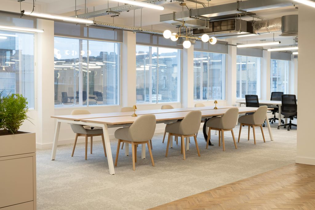 Property photo 2 of 16 1st Floor - Fully Fitted