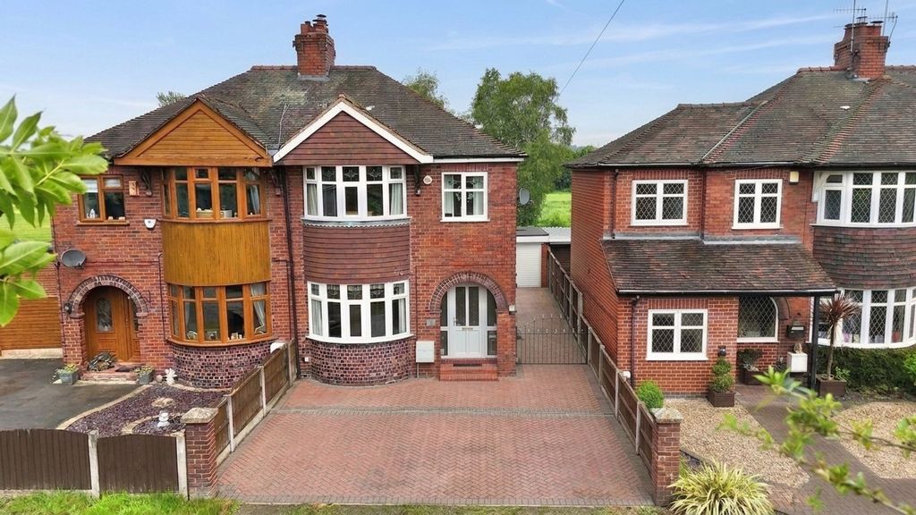Property photo 1 of 28