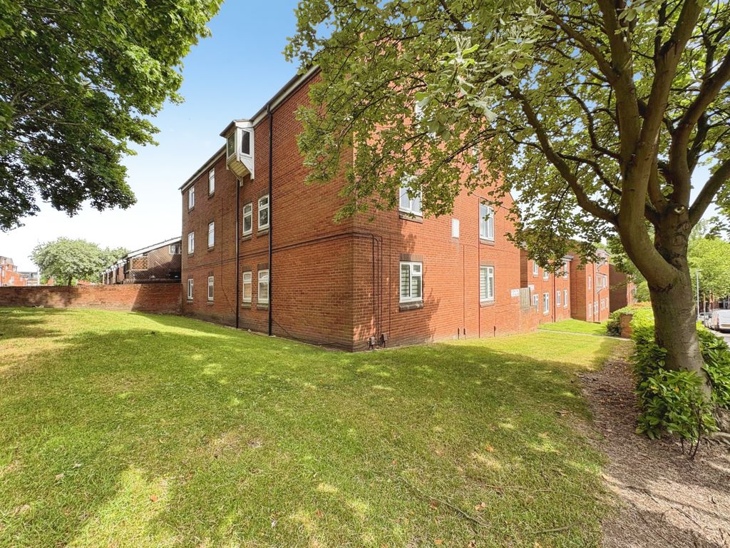 Property photo 1 of 16 A97Fcf2c-1