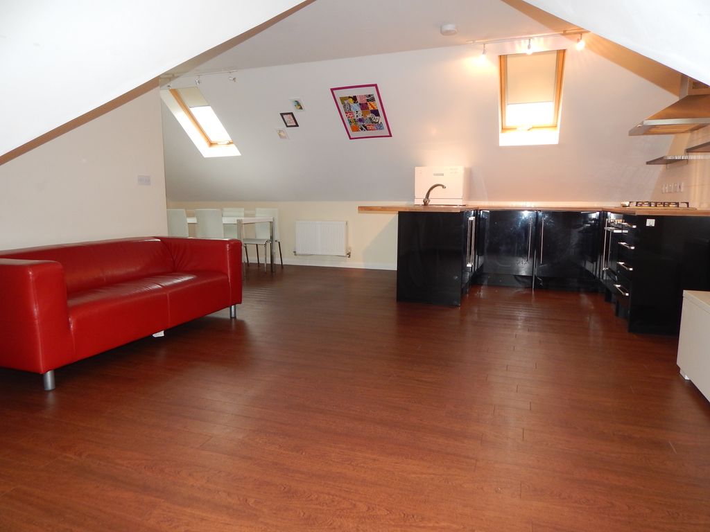 Property photo 2 of 11 Lounge Dining Room