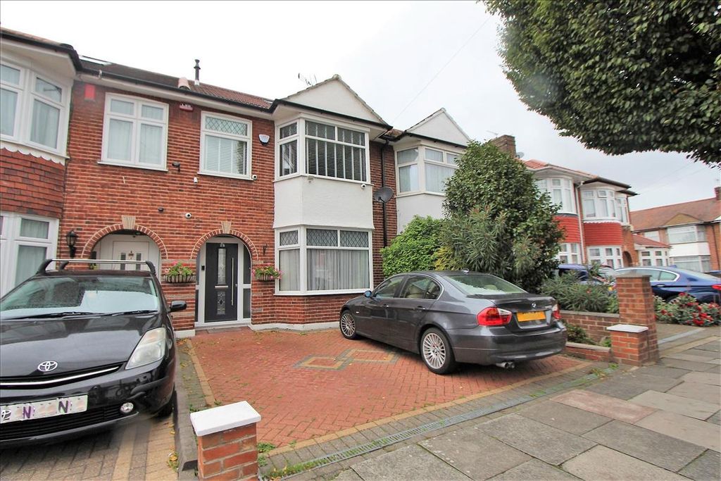 Property photo 1 of 17