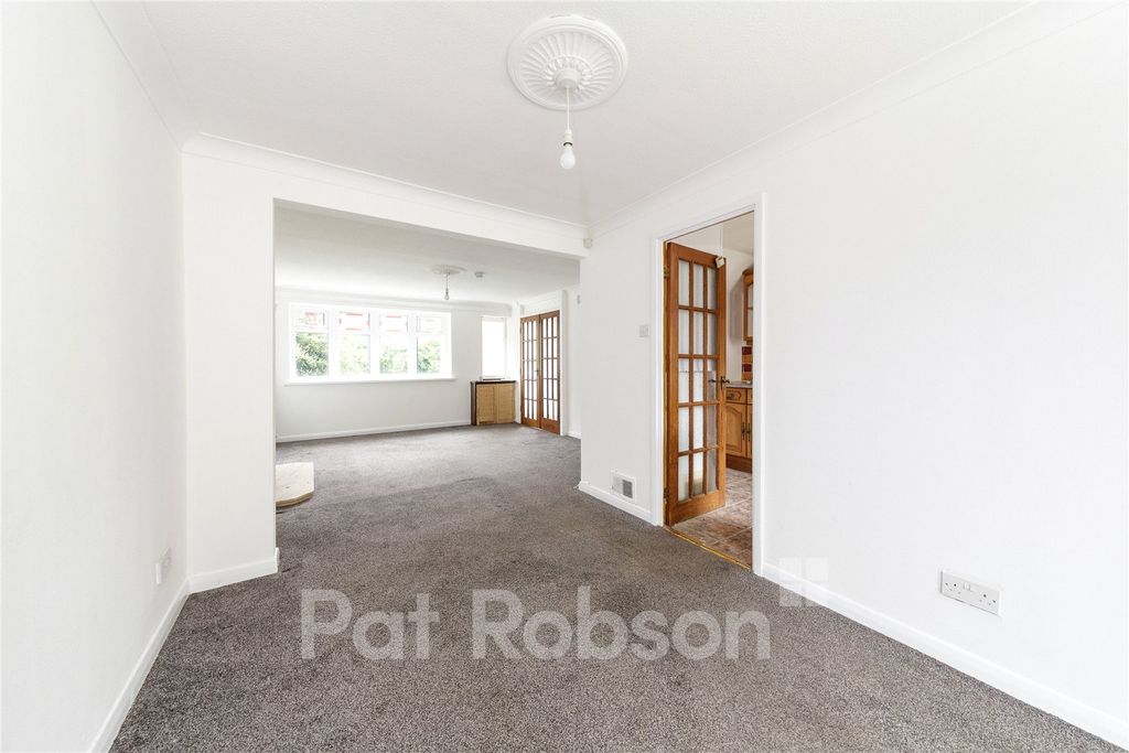 Additional image 5 of 3 bed end terrace house for saleShannon Court, Kingston Park, Newcastle Upon Tyne NE3