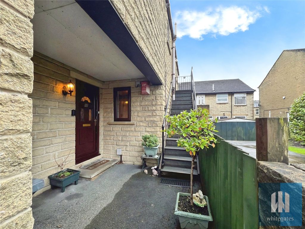 Additional image 7 of 2 bed flat for saleQuarmby Road, Quarmby, Huddersfield HD3