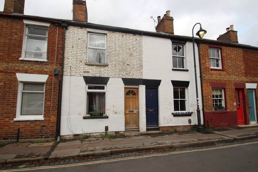Property photo 1 of 7