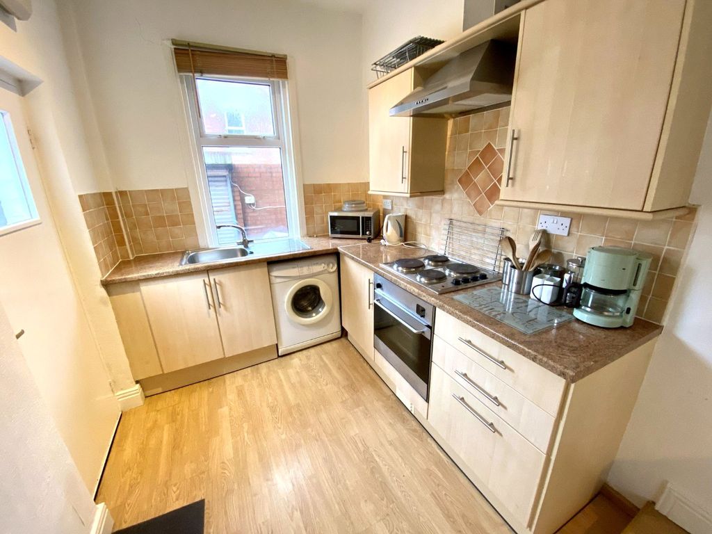 Property photo 2 of 18 Picture No. 19