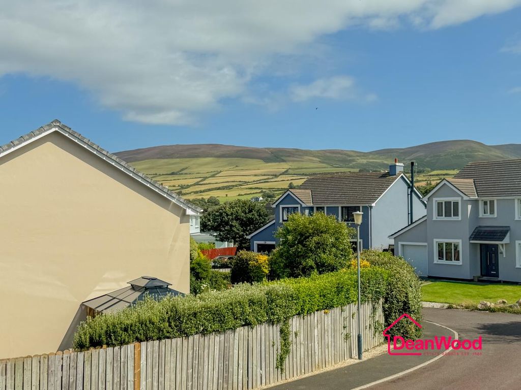 Property photo 3 of 32 No-19.Jpg