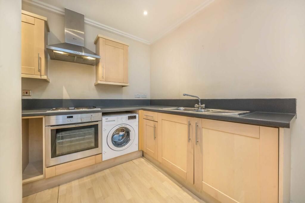 Property photo 2 of 5