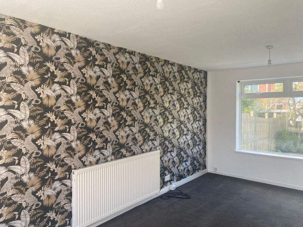 Property photo 3 of 13 2438913