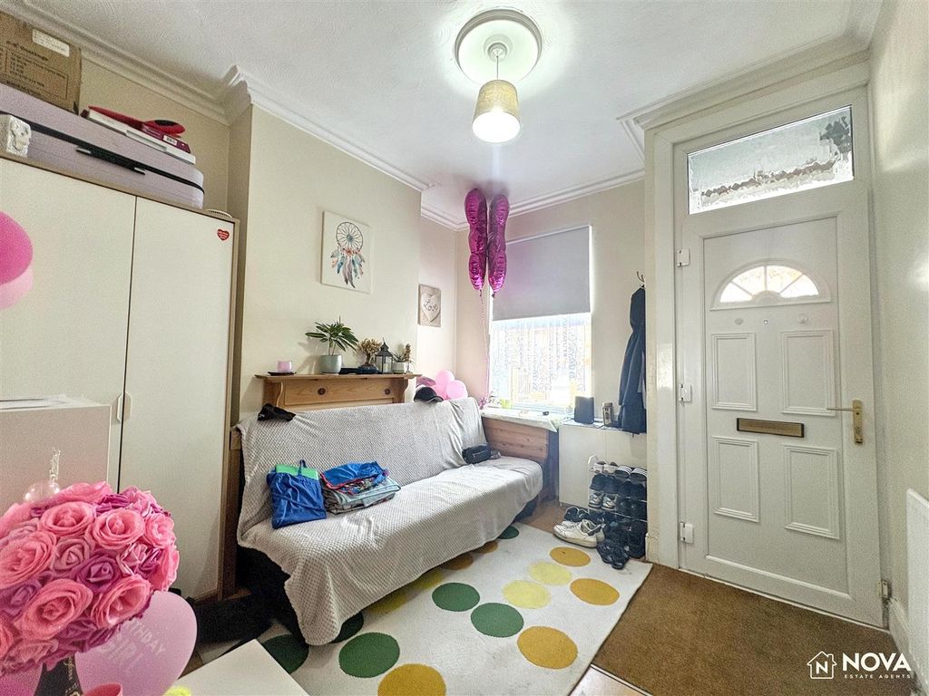 Property photo 2 of 12 Img_2162.Jpg