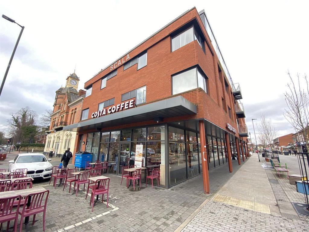 Property photo 1 of 21 External