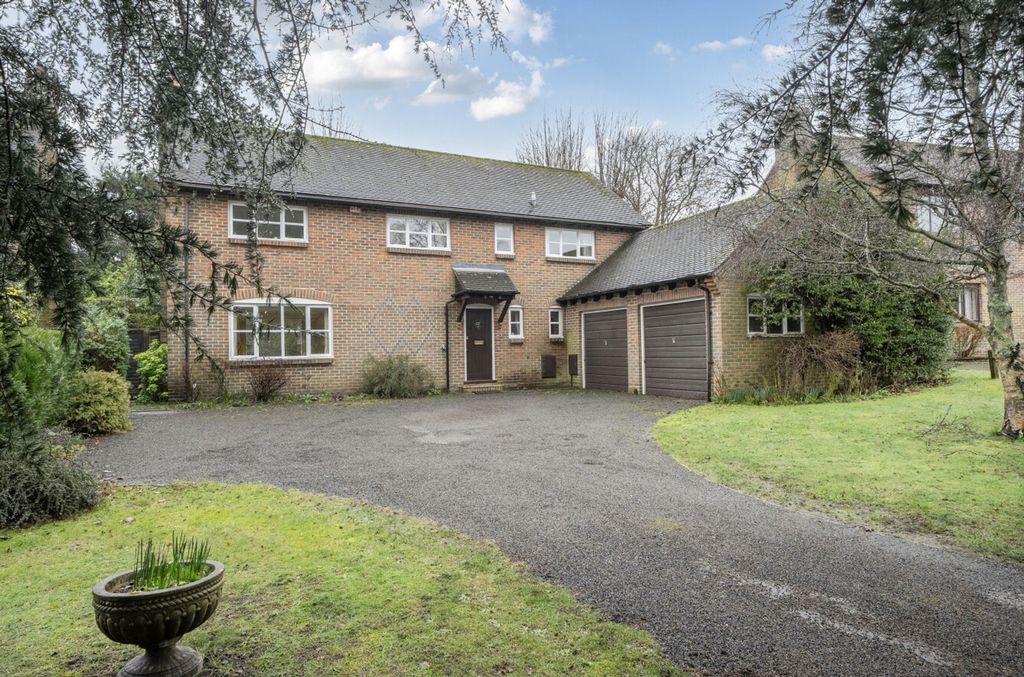 Property photo 1 of 19