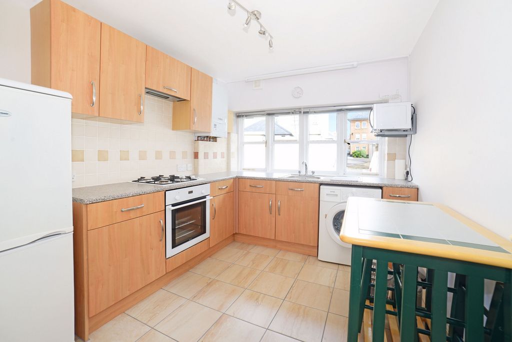 Property photo 2 of 6