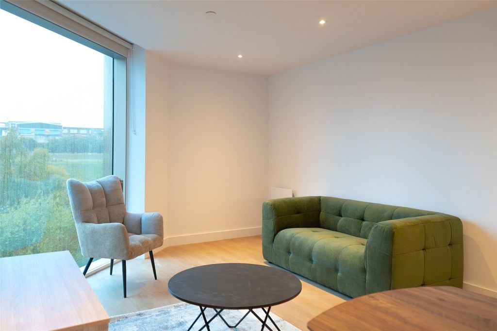 Property photo 2 of 20 Picture No. 40