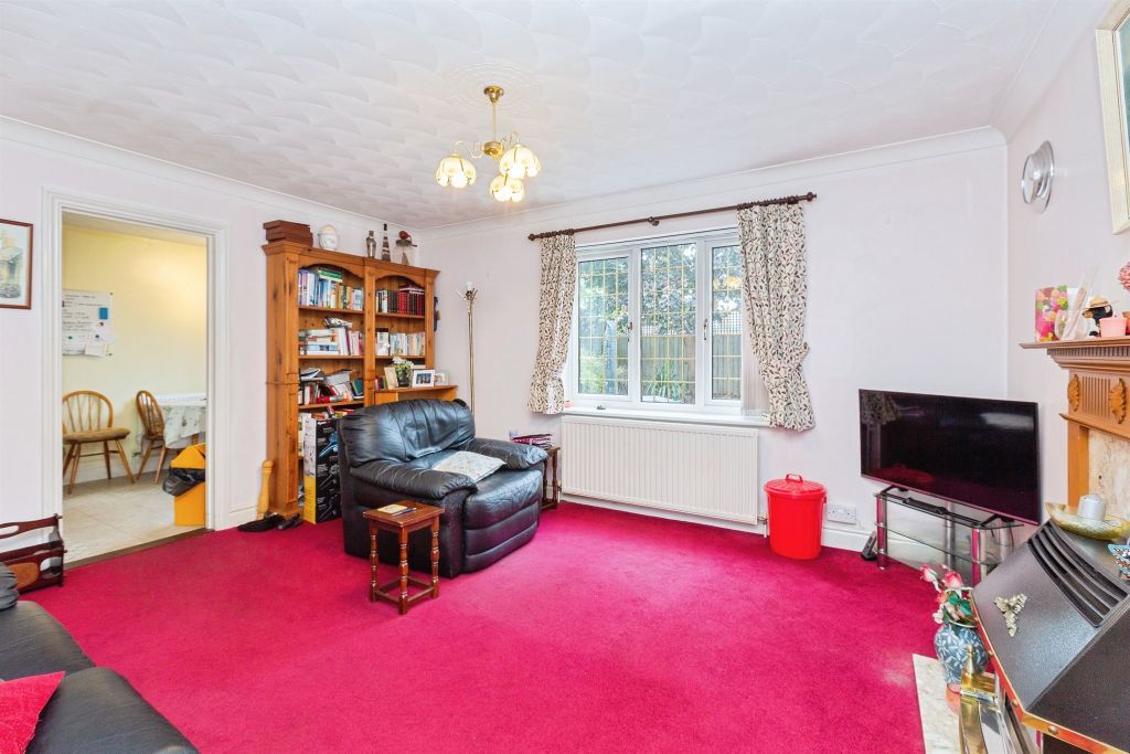Property photo 2 of 16