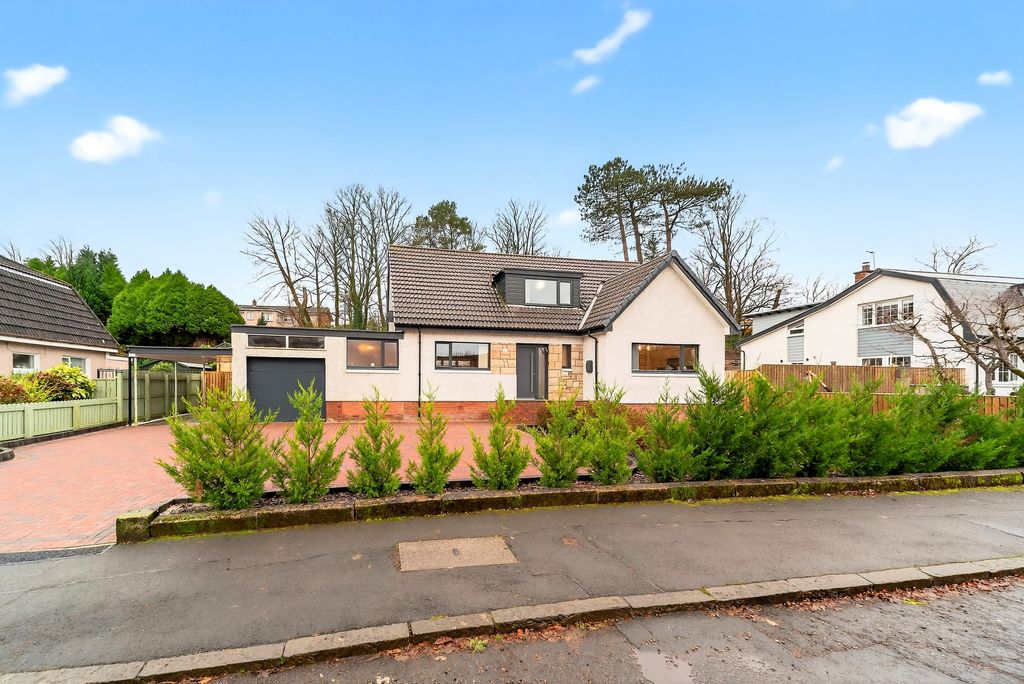 Property photo 2 of 27