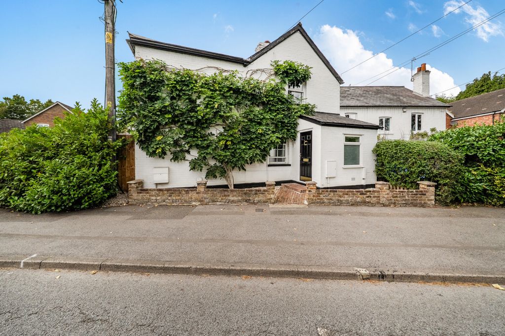 Property photo 1 of 15 External