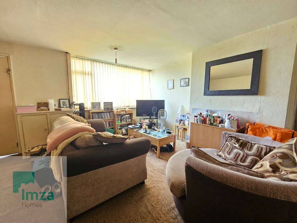 Property photo 2 of 8 20260523_121209