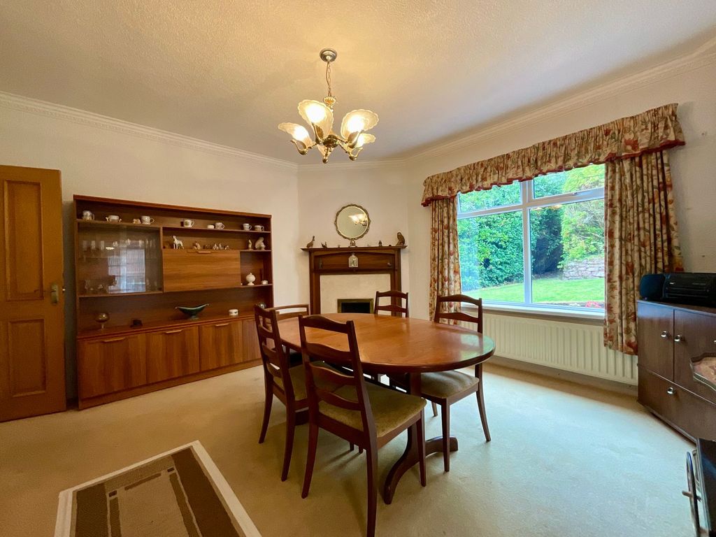 Property photo 3 of 41