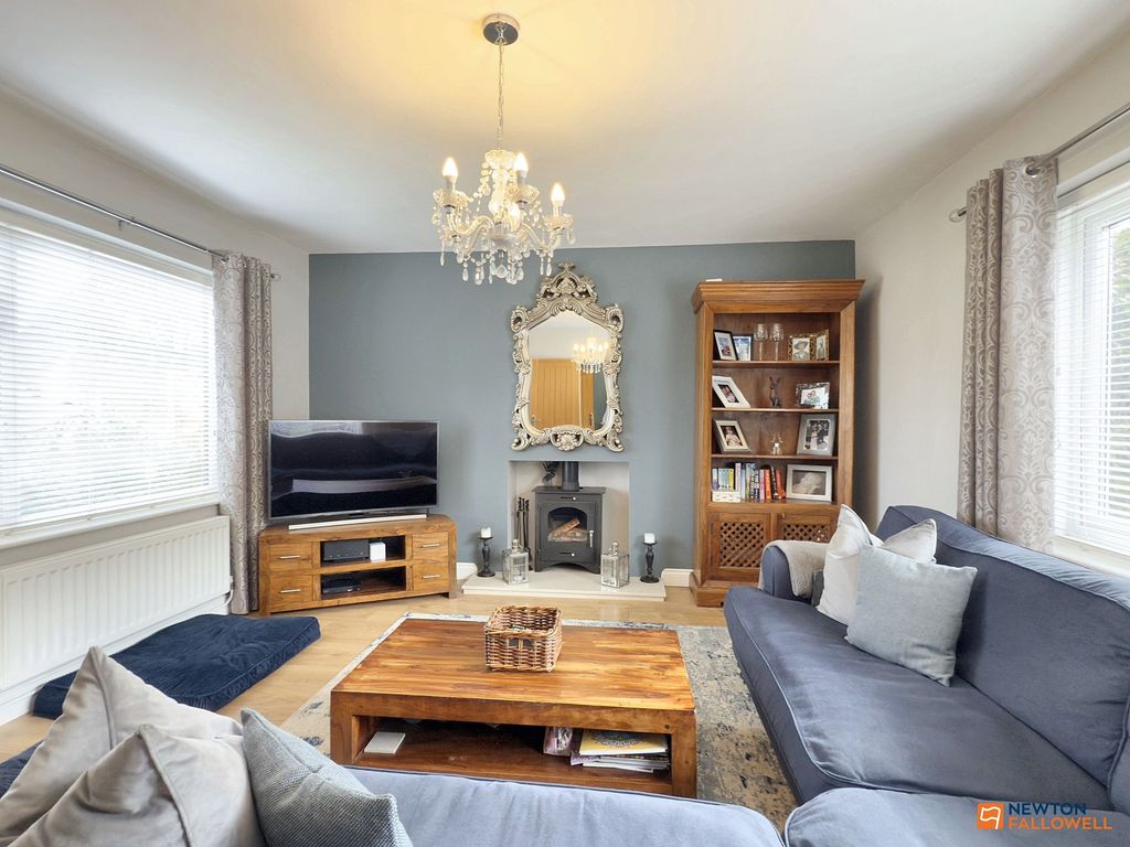 Property photo 2 of 64
