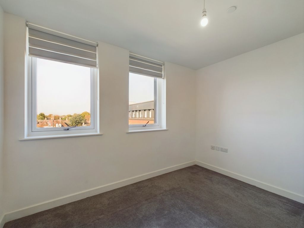 Property photo 3 of 5 Cam01909G0-Pr0247-Still005