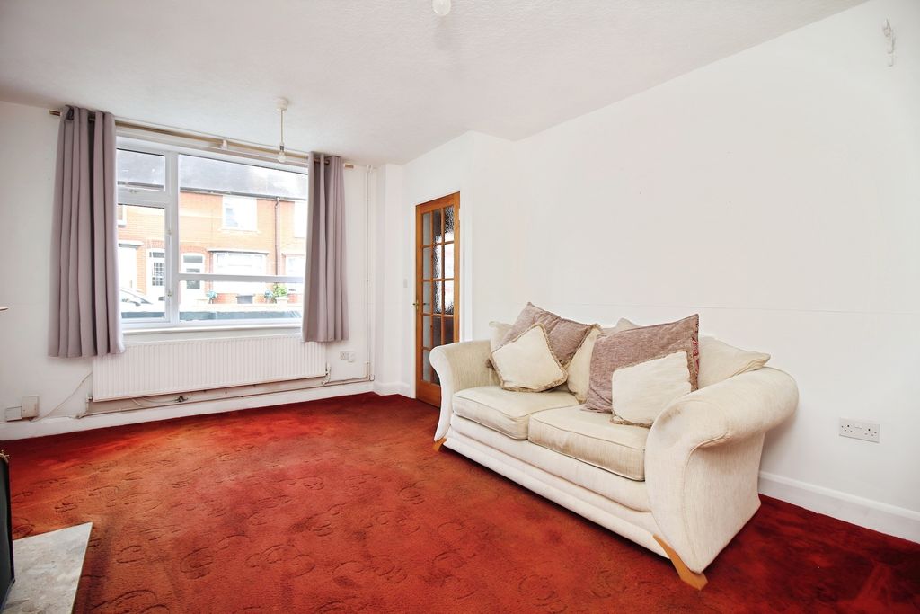 Property photo 3 of 24