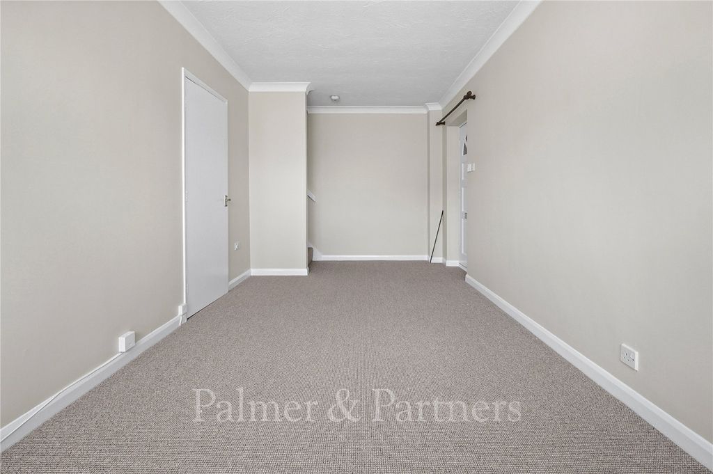 Property photo 3 of 6 Picture No. 09