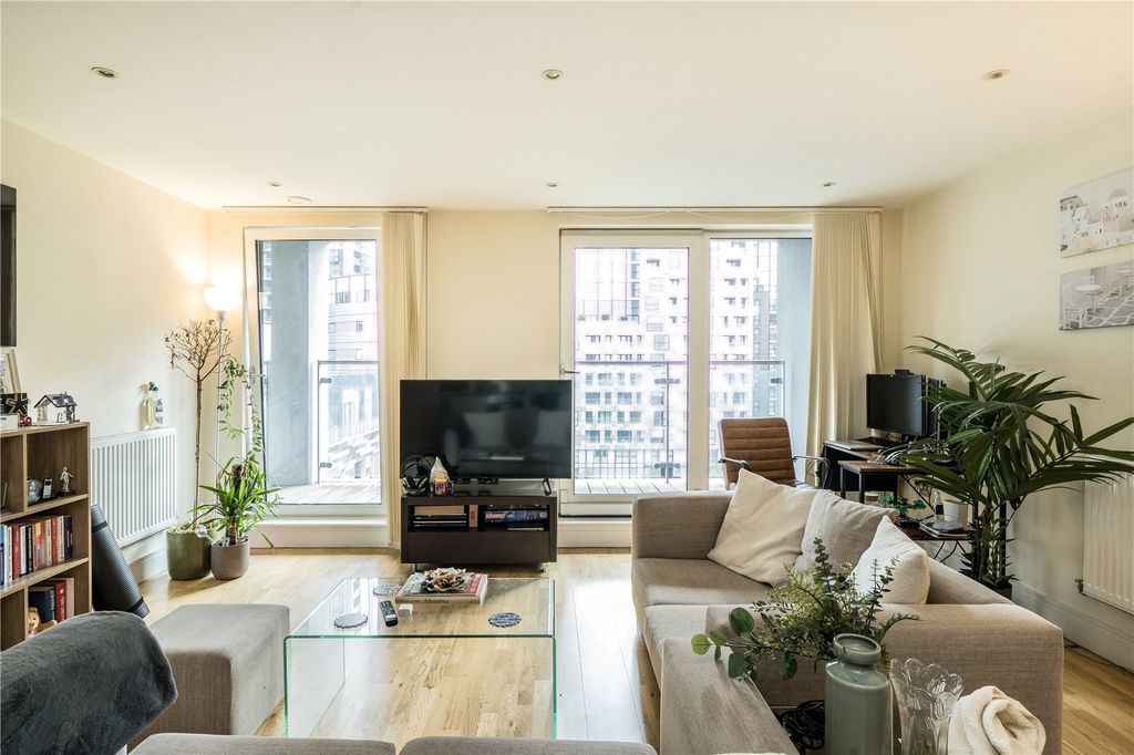 Property photo 1 of 11 Picture No. 23