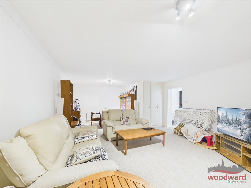 Property photo 3 of 12 Living Room