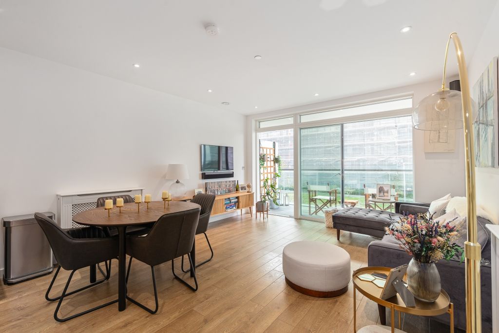 Property photo 1 of 16 094A3462