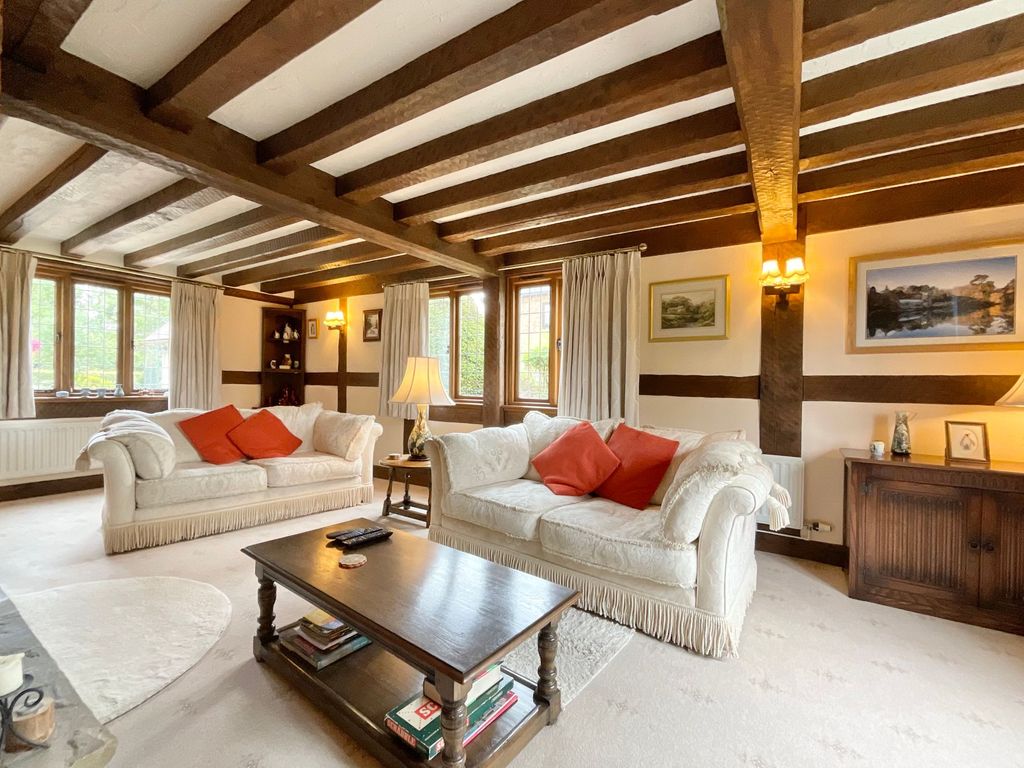 Property photo 2 of 23