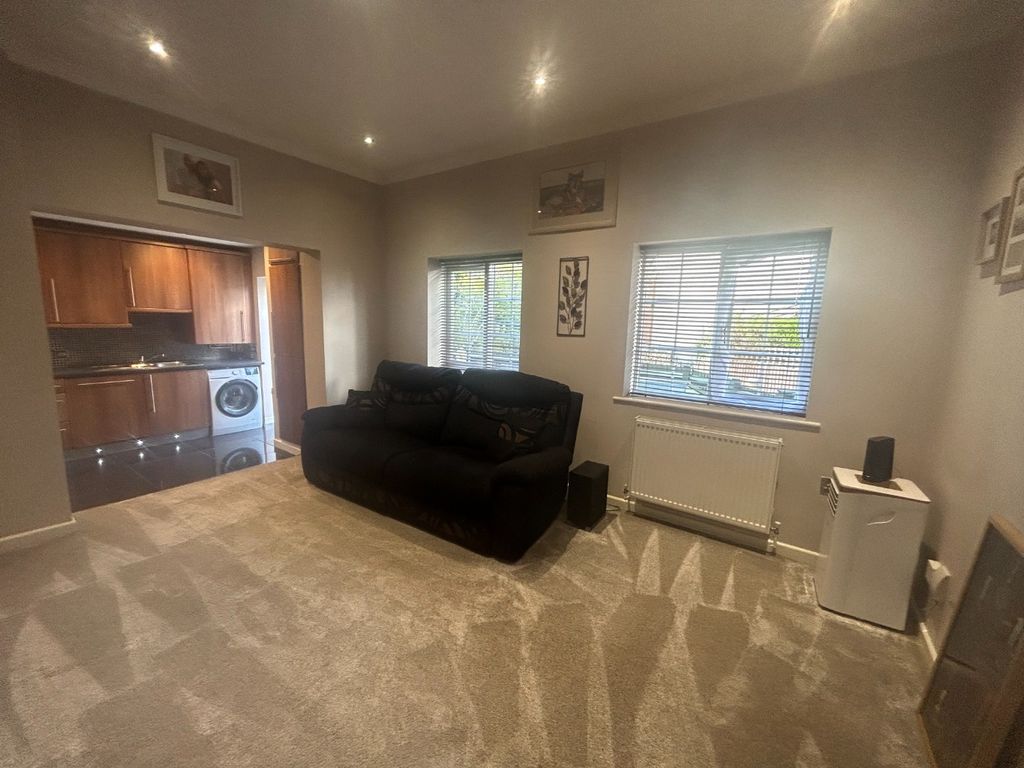 Property photo 3 of 15 5178792