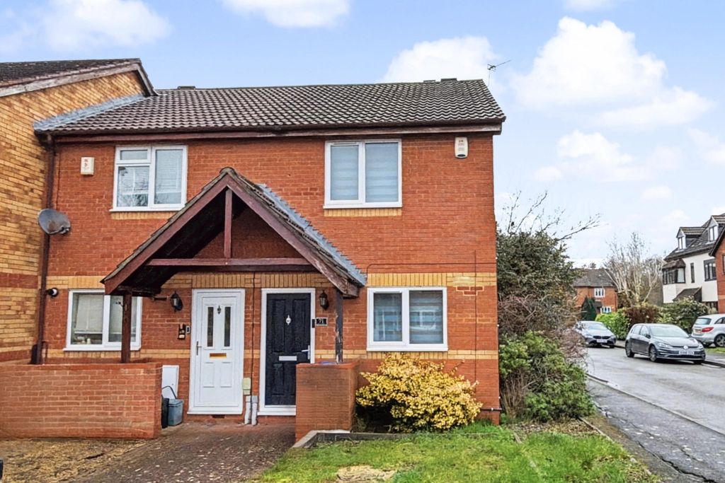 Property photo 1 of 13 4884980