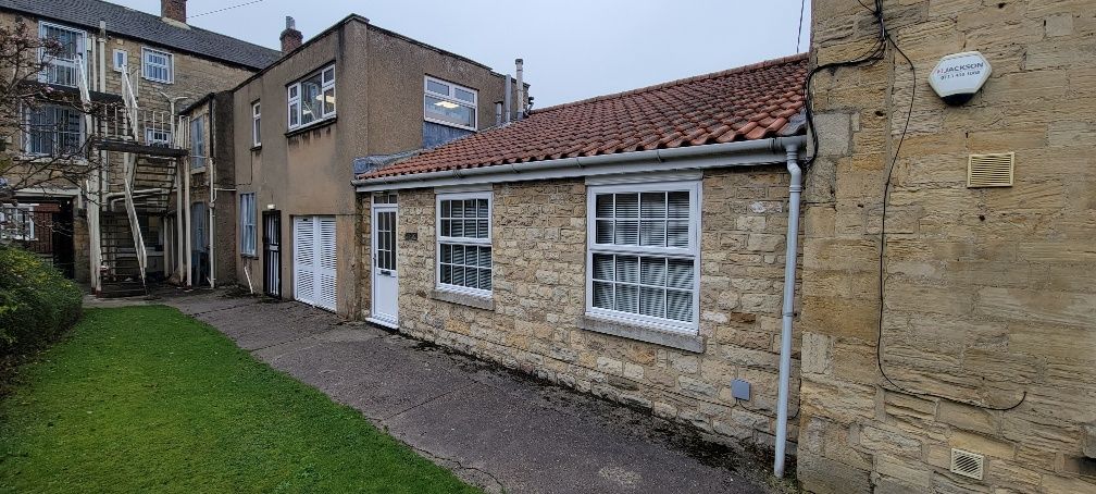 Property photo 2 of 6