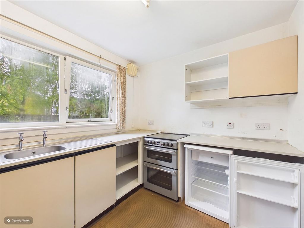 Property photo 3 of 13 Kitchen / Dining