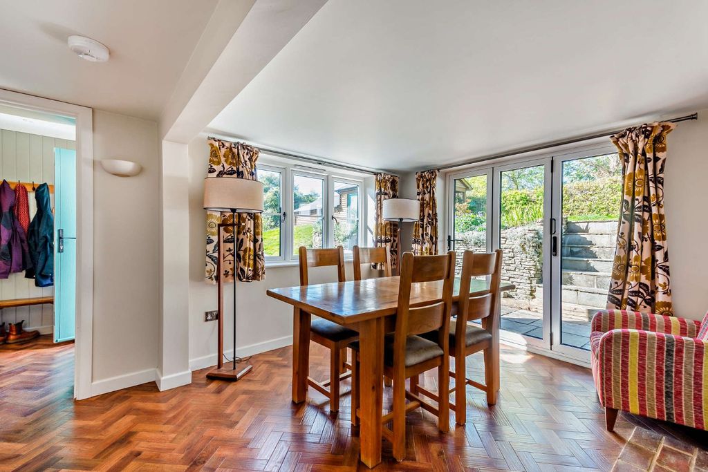 Property photo 3 of 14 Picture No. 26