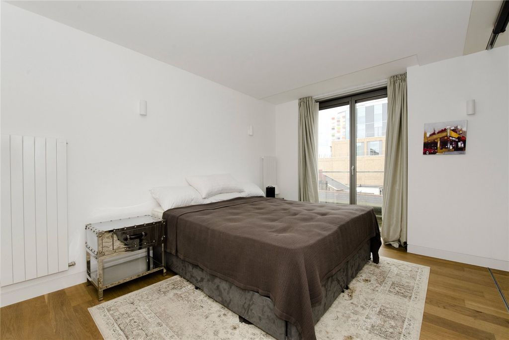 Property photo 3 of 7