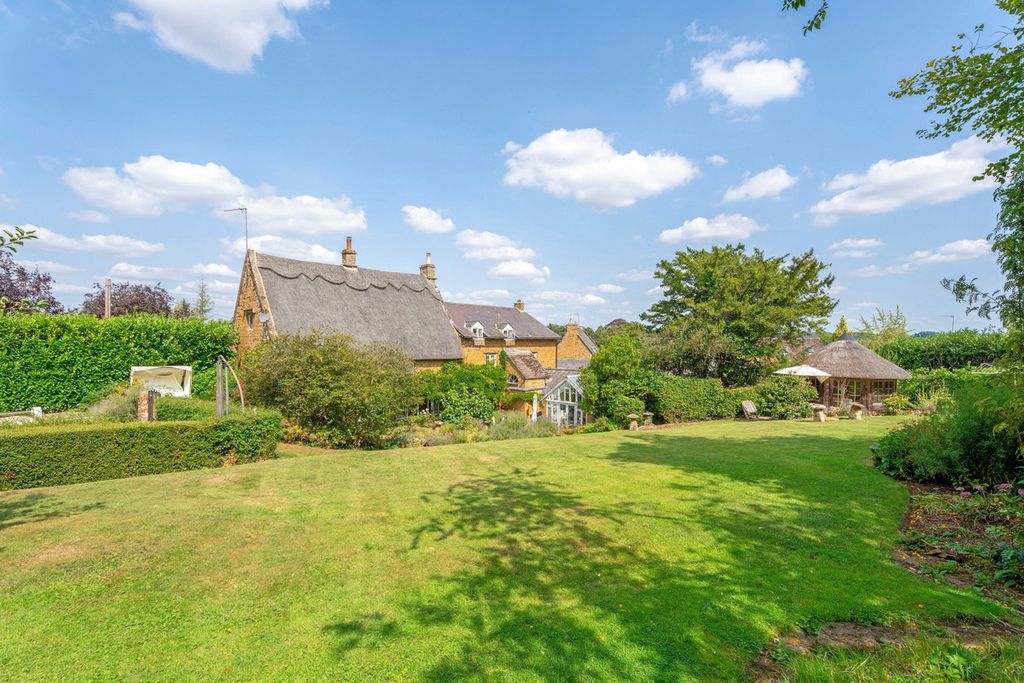 Property photo 1 of 35