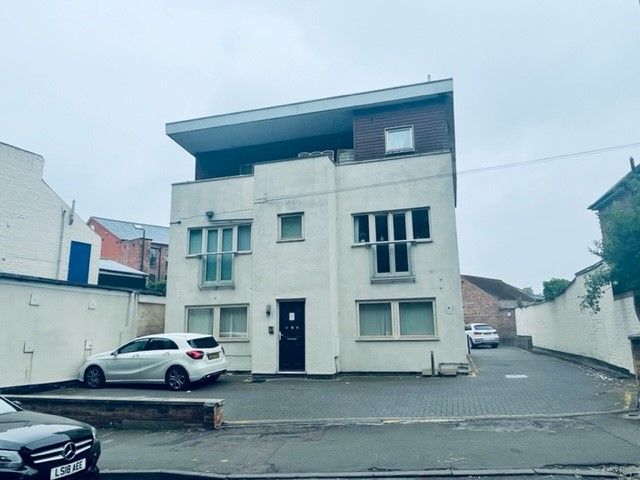 Property photo 1 of 1