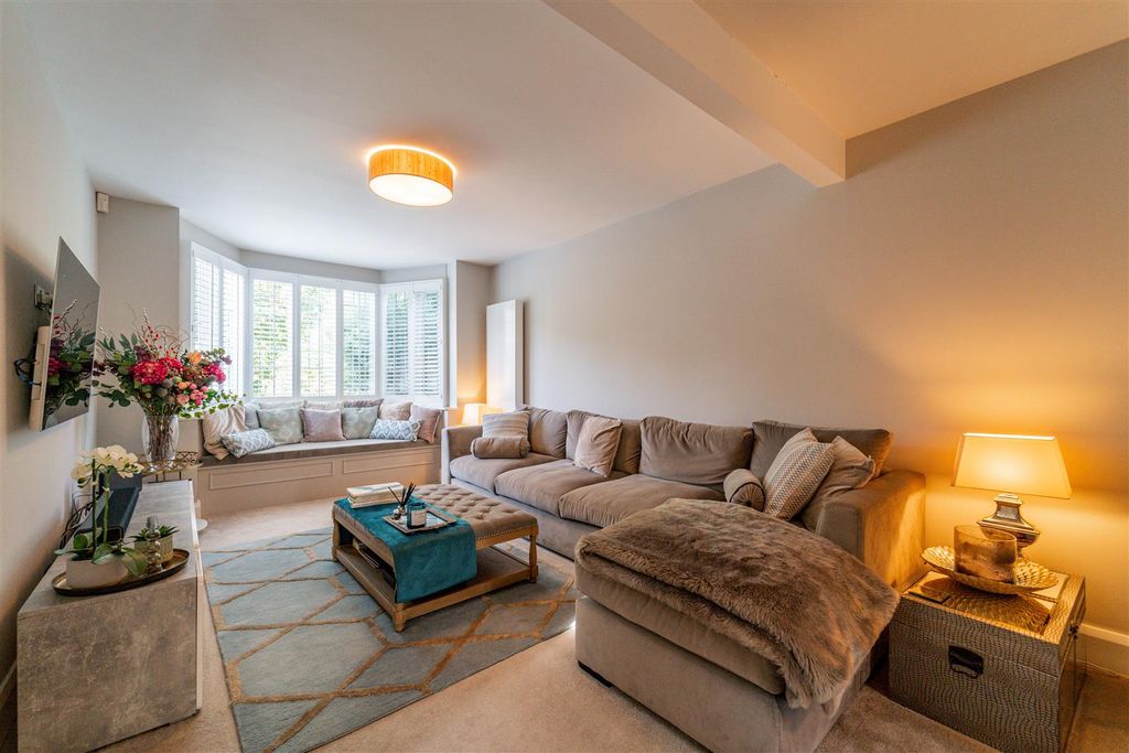 Property photo 3 of 30 Lounge/ Reception Room